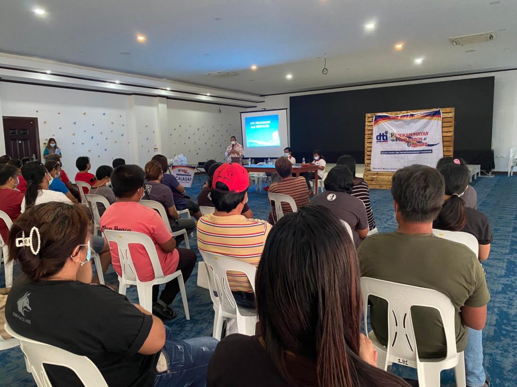 In photo: How to Start a Business discussion