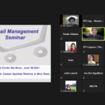 Crowd shot of the participants of Retail Management Seminar