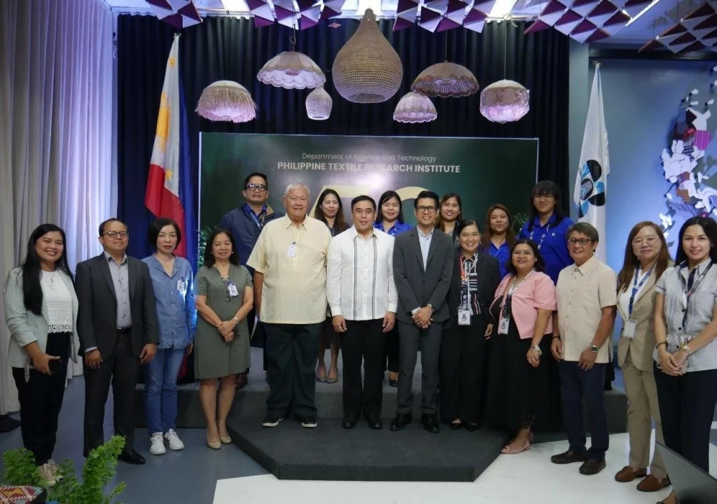 In photo: First row: left to right: Ms. Katherine Cabrera (General Manager, Ananas Anam), Director Rolando Buluran (DTI-BOI), Ms. Sabrina Tsai (Vice President Product Development of Medtecs International Corporation), Ms. Dianne Masalunga (Vice President Marketing of Medtecs International Corporation), Mr. Jose Antonio "Tony" Olives (General Manager of Weaver Textile Mills, Inc.), Director Julius L. Leaño, Jr. (Director IV, DOST-PTRI), Director Jo-Dann N. Darong (Director, Competitiveness and Innovation Group (DTI-CIG)), Ms. Myleen Aldana (Deputy Administrative Head DTI-Tatak Pinoy, Strategy Office (TPSO)), Ms. Bernadette Baer (Assistant Program Manager of Tatak Pinoy Strategy Office (TPSO)), Mr. Matthew "Chuck" B. Lazaro (CEO of Asia Textile Mills, Inc. and Ananas Anam), Ms. Cheska Espino (DepDev-Innovation Staff, National Innovation Council (NIC)), and Ms. Charmagne Diaz (CEO of CK Diaz and Representative of Sritex)
Left to right: Mr. Alexander A. Argame, Jr. (Senior SRS, DOST-PTRI), Ms. Jenneli E. Caya (Supervising SRS, DOST-PTRI), Ms. Zailla F. Payag (Supervising SRS, DOST-PTRI), Ms. Winnalyn Mae Amaca (DTI-CIG), Ms. Shyne G. Meneses (SRSII, DOST-PTRI) and Ms. Cris Angelo Pagtalunan (SRSII, DOST-PTRI).