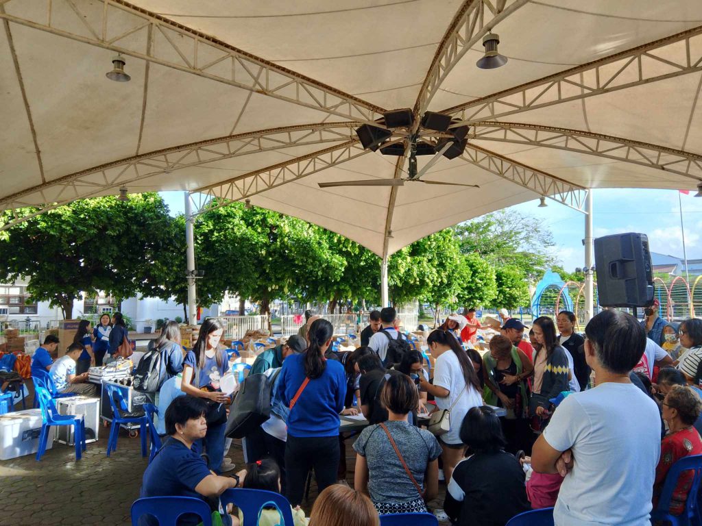 1152025_190 Microentrepreneurs from 19 Laguna Municipalities Receive Livelihood Star