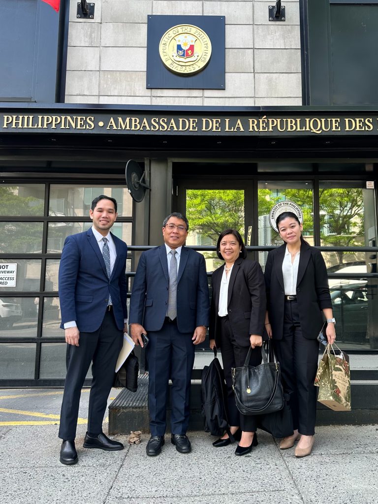 In photo: PTIC-Toronto Trade Commissioner Mario Tani, DTI Undersecretary for International Trade Allan Gepty, and BITR’s Supervising Trade-Industry Development Specialist Ma. Regina Serafico and Senior Trade-Industry Development Specialist Marionne Jay Shimada.