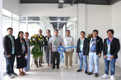 Ribbon-cutting ceremony for DTI's new packaging facility in Davao Oriental. DTI Region 11 Director Romeo L. Castañaga is in attendance.