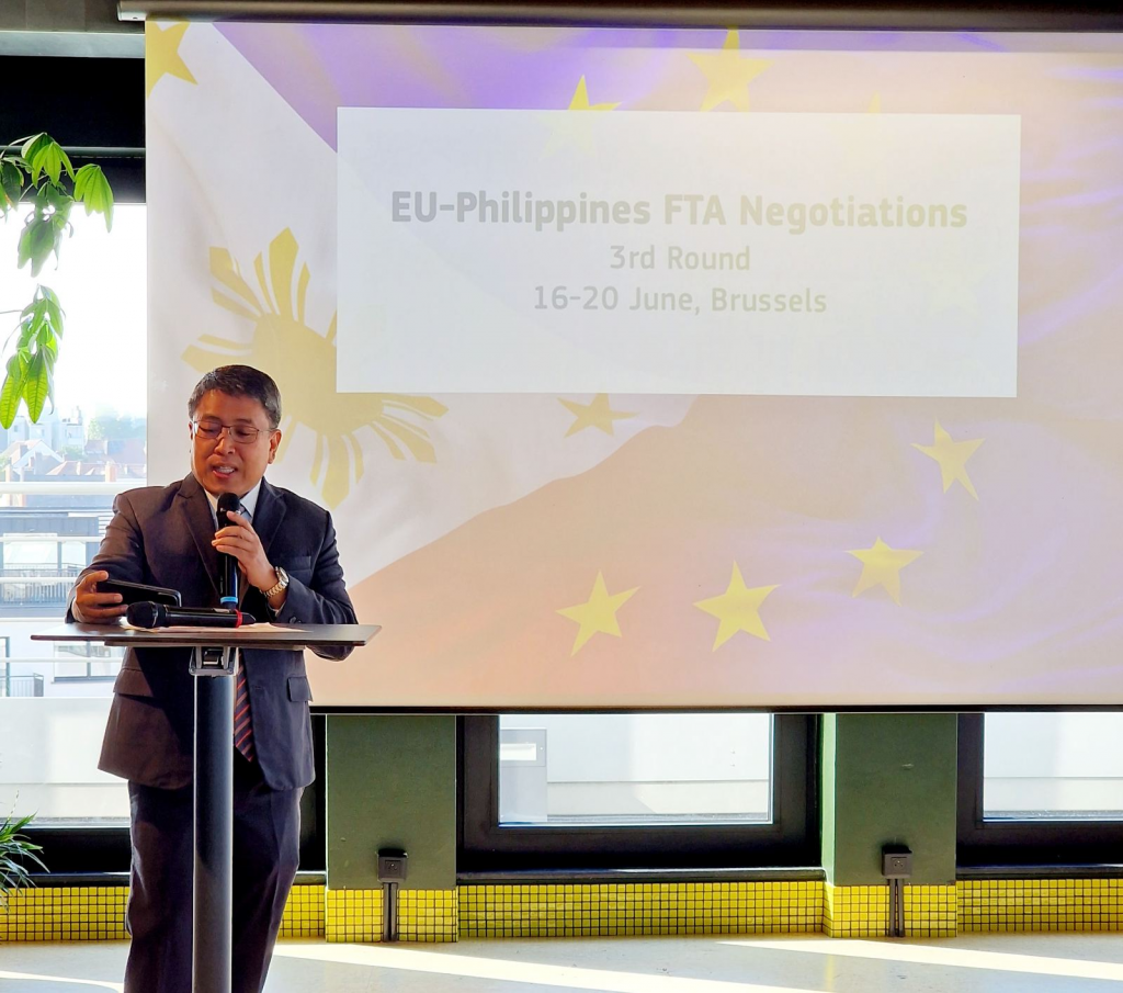 DTI Undersecretary Allan B. Gepty delivering his opening remarks