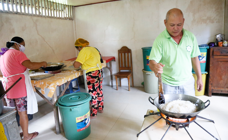 Nathaniel ‘Nat’ Sansan and his employees concocting their bestselling bukorillo
