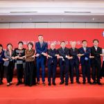 Commercial Counsellor Glenn Penaranda (7th from left) of PTIC Beijing and some of the GIC participants.