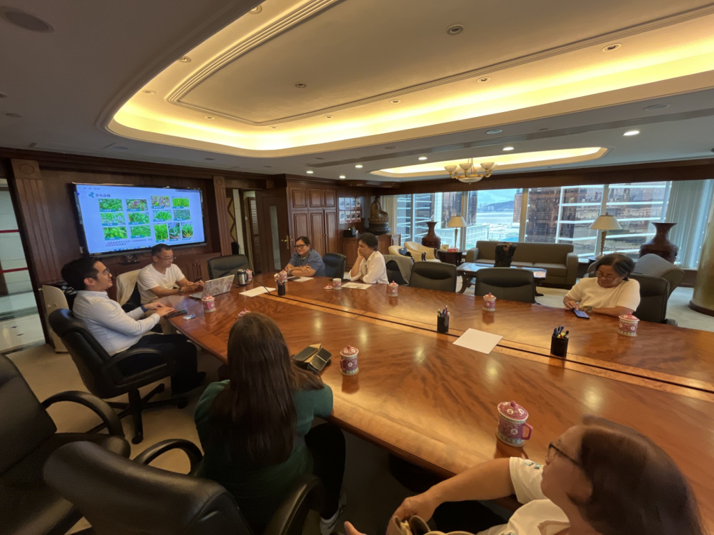 The meeting between the business mission and the HJH Macau on 27 June 2025. 