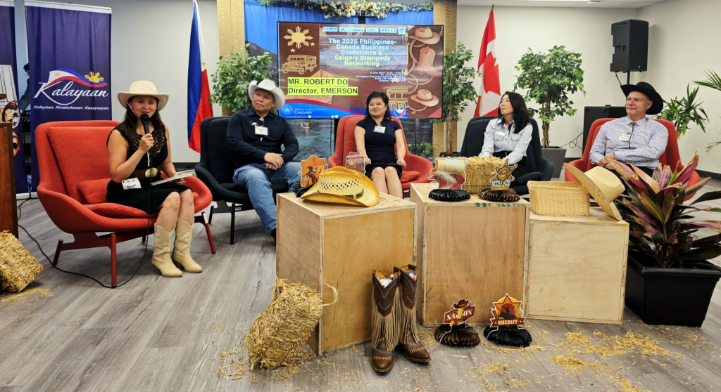 Business conference Q&A and chat session with event speakers. 

 

In photo (L-R): Ms.Thi Be Nguyen, Canada-ASEAN Business Council Executive Director; Mr. Robert Do, Emerson Director; Ms. Ran Carter, Export Development Canada Regional Director; Ms. Bernadiene Hsie, InvestAlberta Chief Financial Officer, Mr. Brad Havixbeck, Global Affairs Canada Deputy Director 