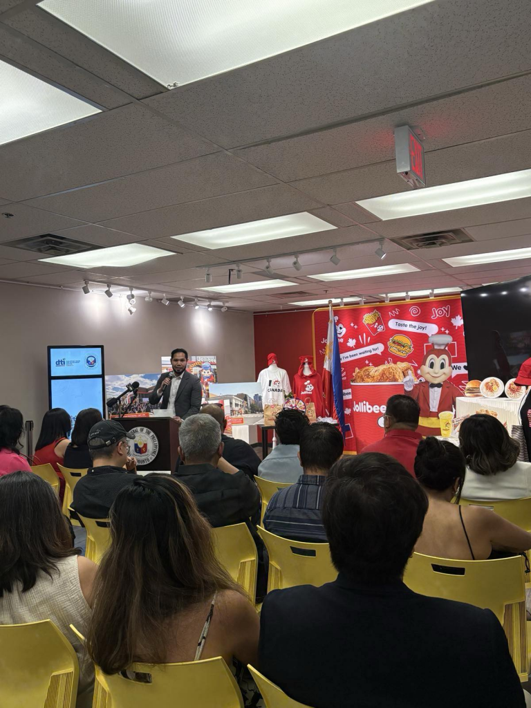 The launch of the Jollibee exhibit at the DTI SME Showroom features key Jollibee food products and merchandise. 