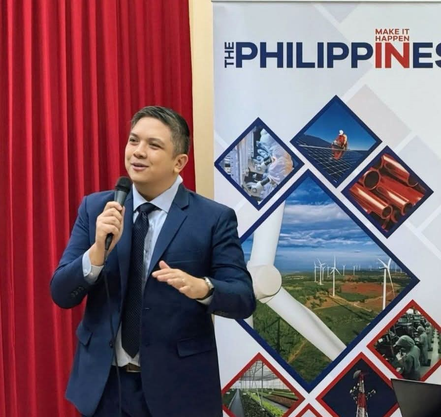 Philippine Trade and Investment Center – Ho Chi Minh City (PTIC-HCMC) Commercial Attaché Enrico Mariano speaking during the Doing Business in the Philippines investment briefing.