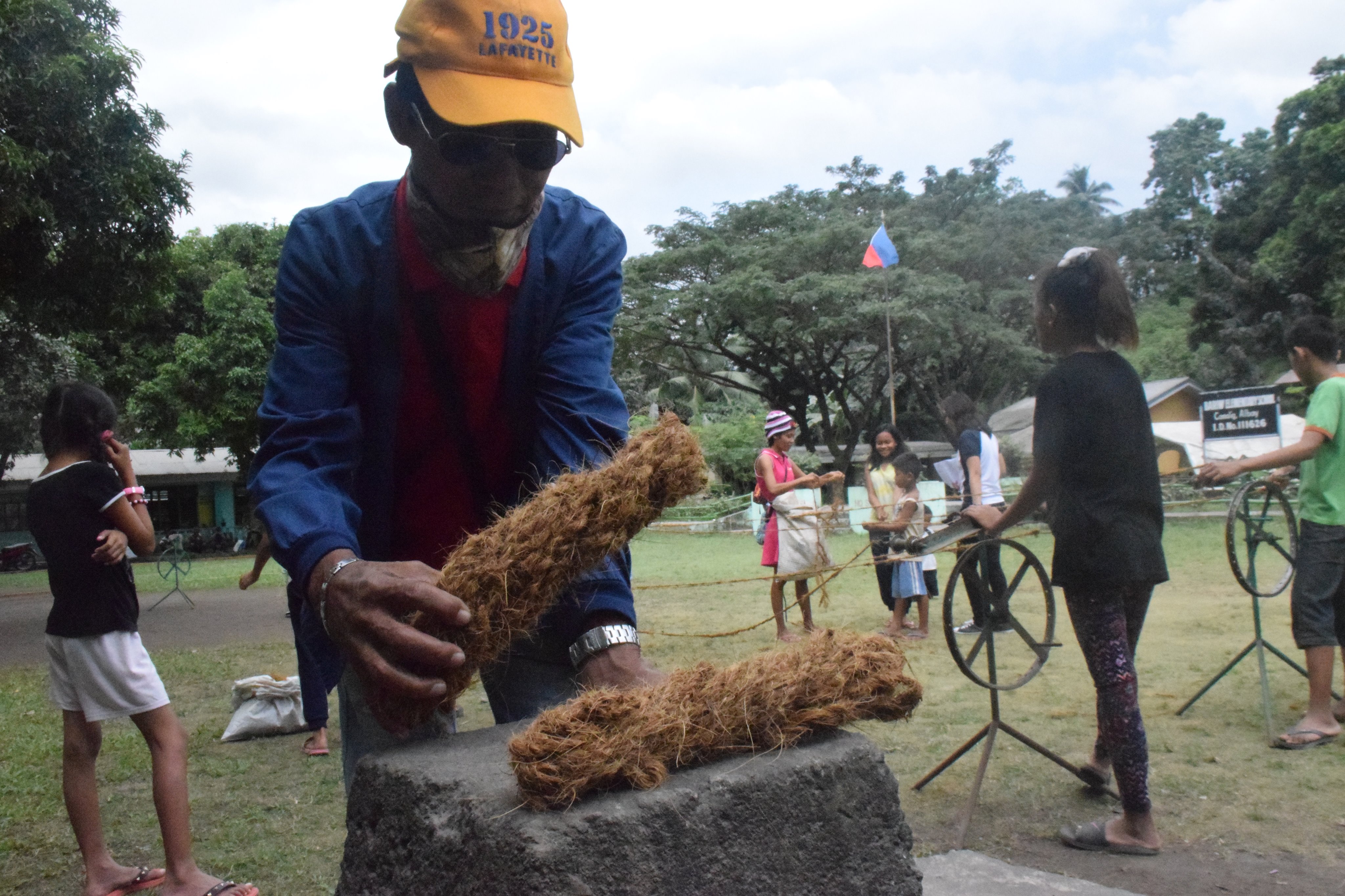 DTI livelihood for Mayon evacuees 3