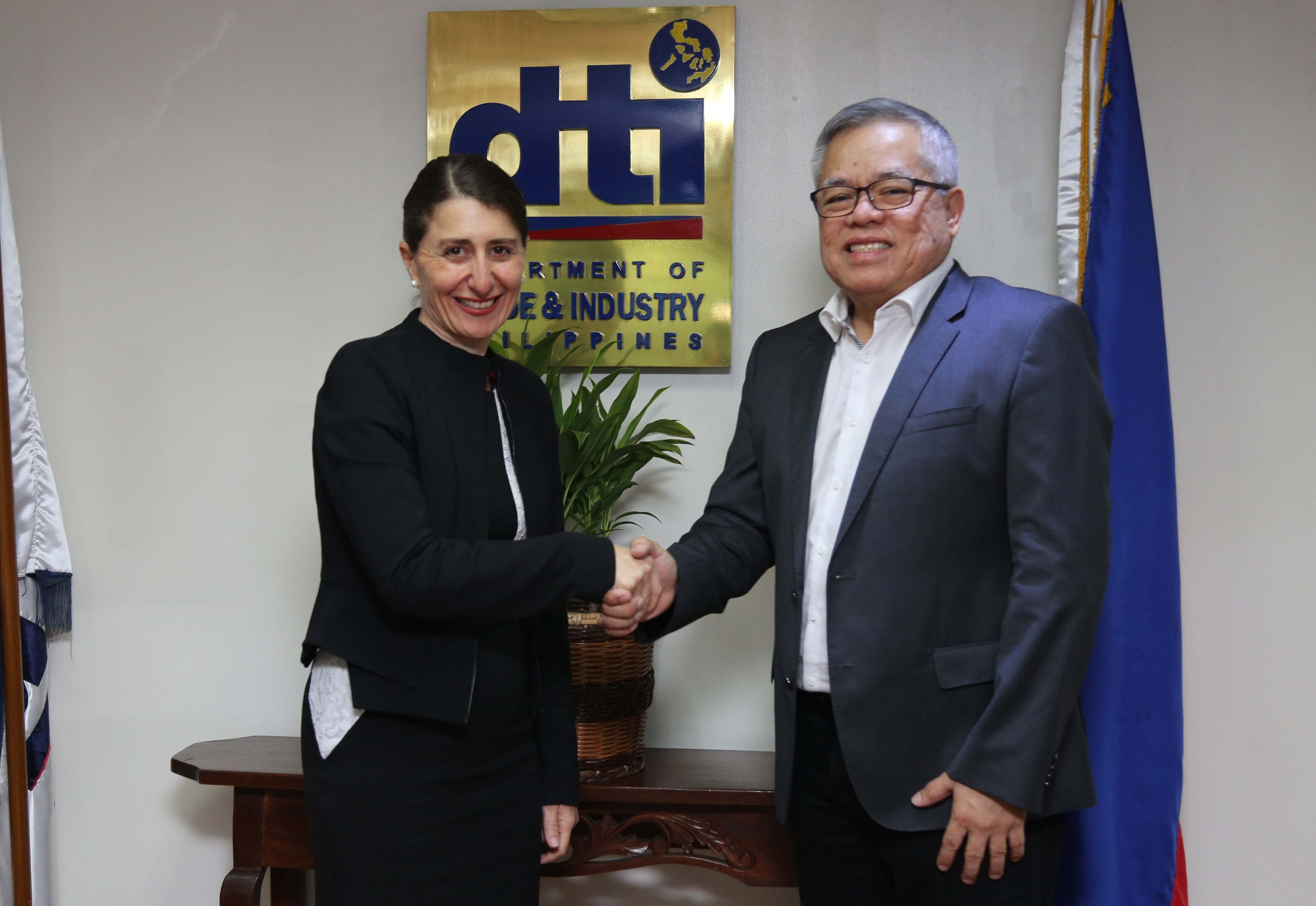 DTI Sec Lopez with NSW PM Berejiklian
