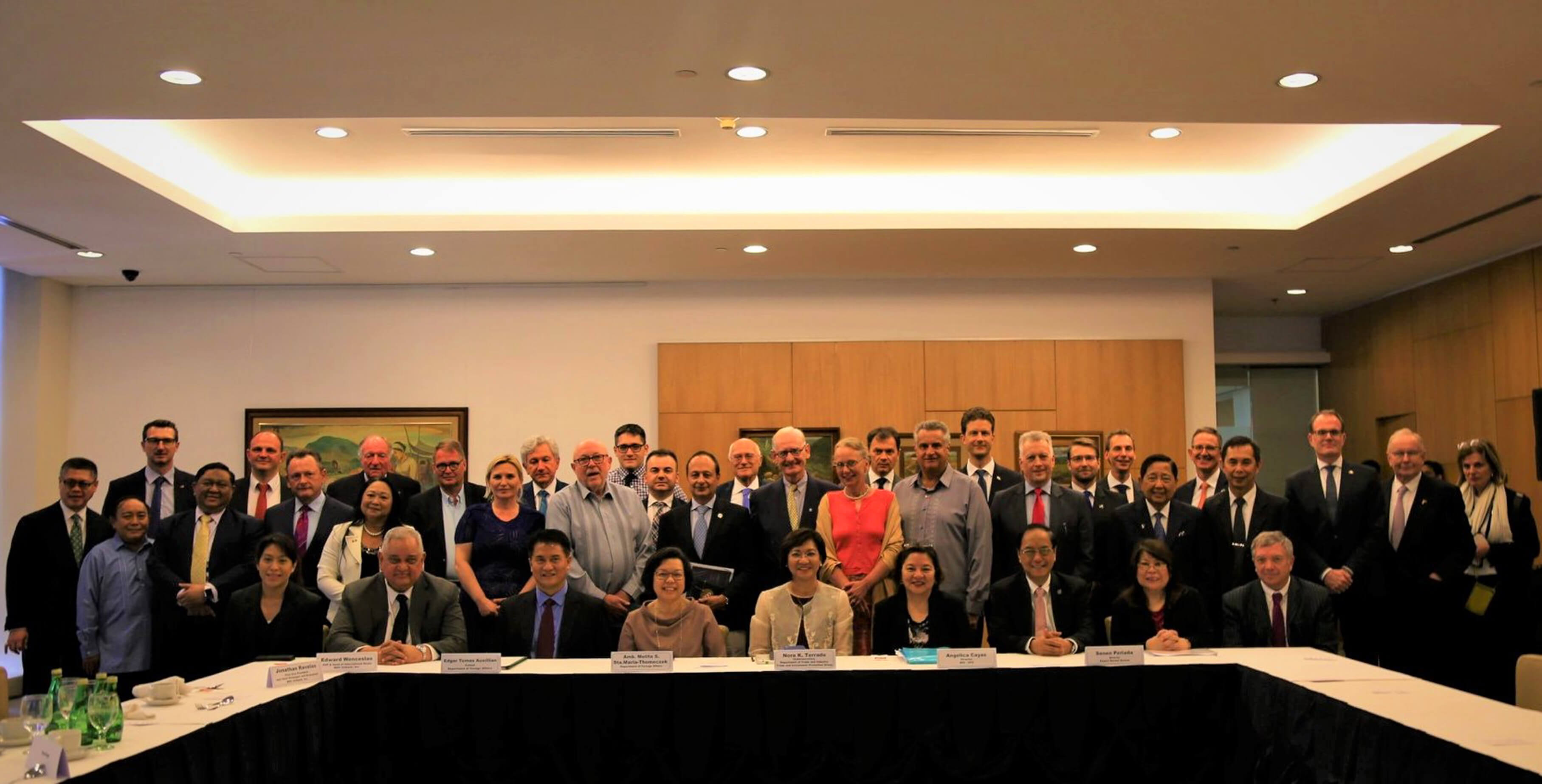 USec Terrado with consuls