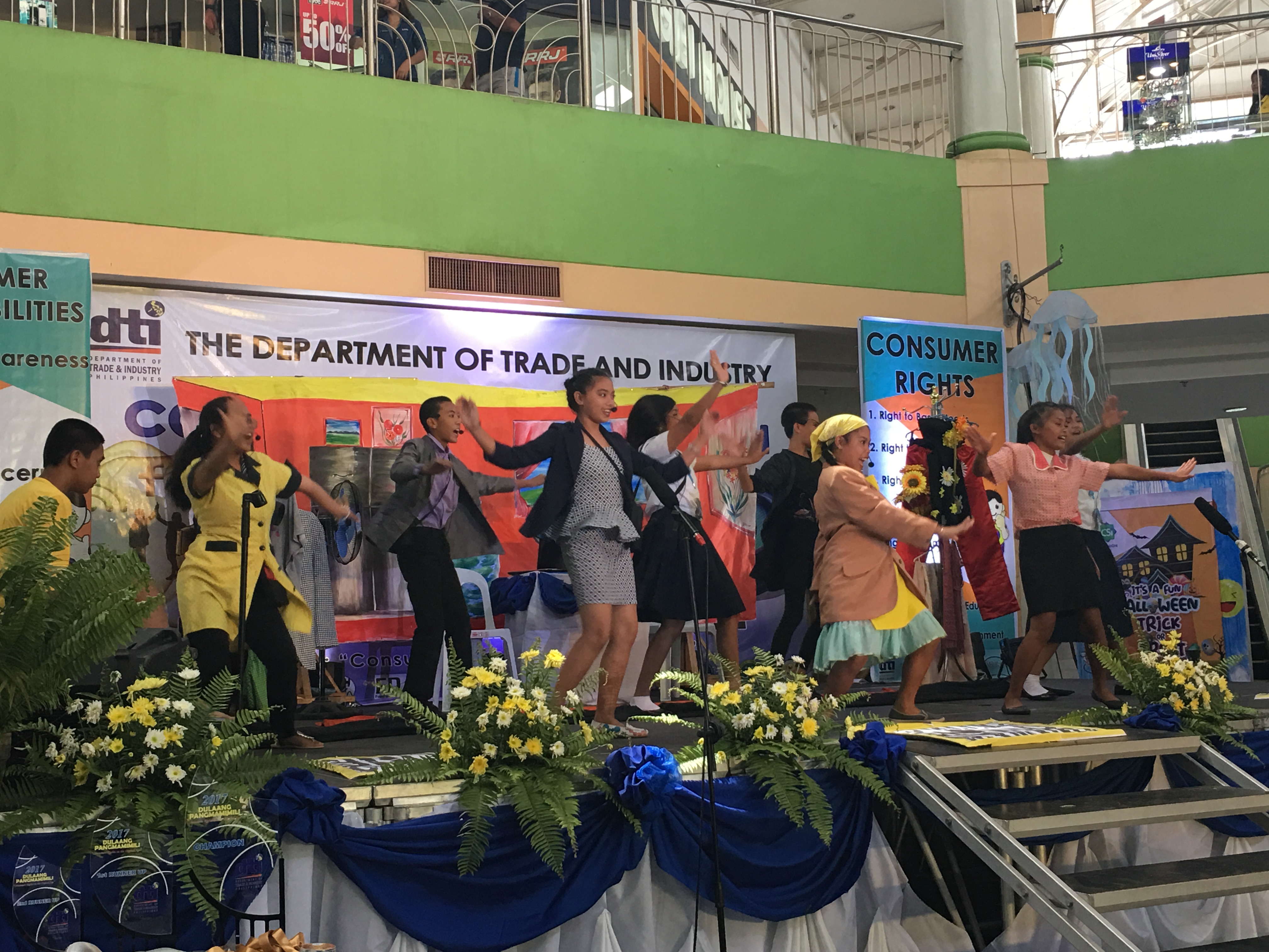 Dulaang Pangmamimili R1 2