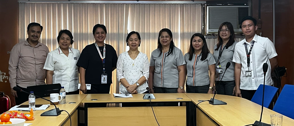 
(from left) Atty. Jazer Miranda, DTI VI ROLL IT Focal Person, Aurora Alisen, DTI VI OIC-DC, IDD, Mutya Eusores, DTI VI OIC-ARD, Rachel N. Nufable, RD DTI VI and representatives from DPWH Region 6, Marilou Zamora, Chief Planning and Design Division; Engr. Marichu Baldonado, Engr. Jane Chua and Engr. Laurence Ciervo posing for a photo